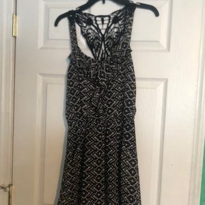 Speechless black and whit design dress